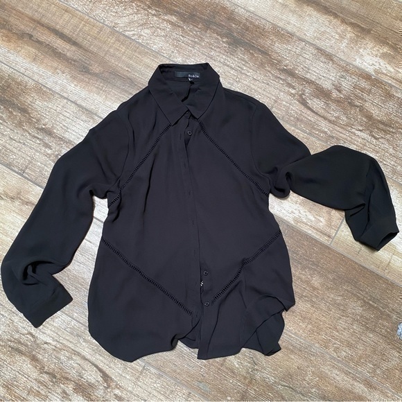 Ro & De | Black Button Down Blouse - Picture 1 of 6